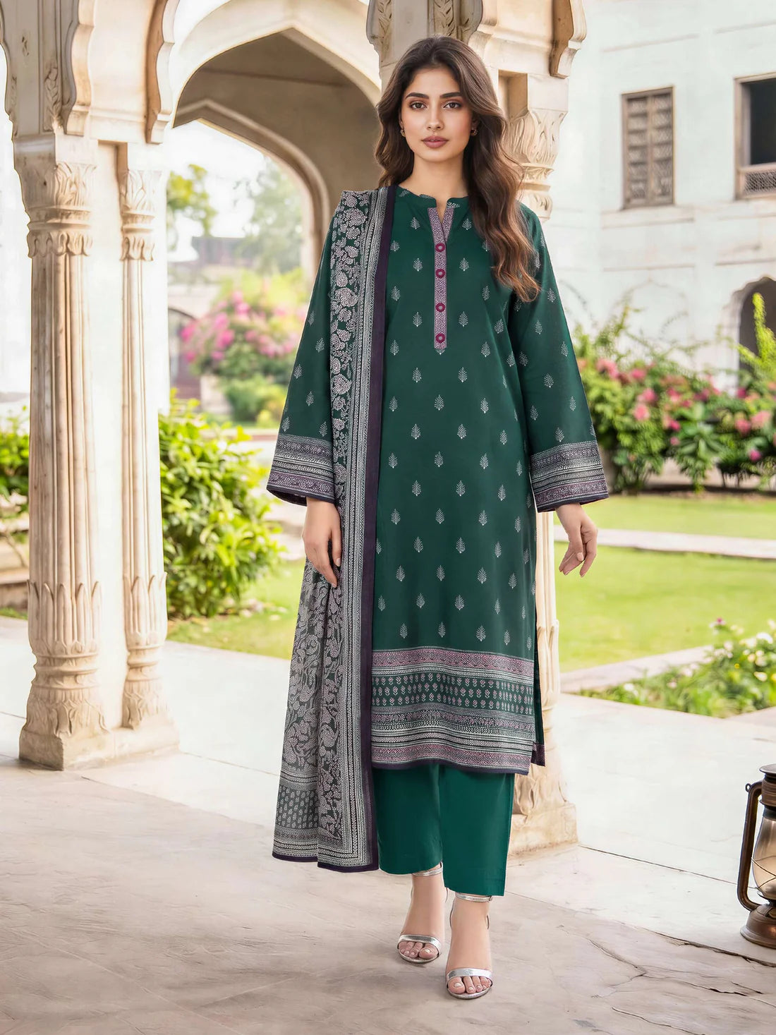 3 Piece Lawn Paste Suit (Unstitched)